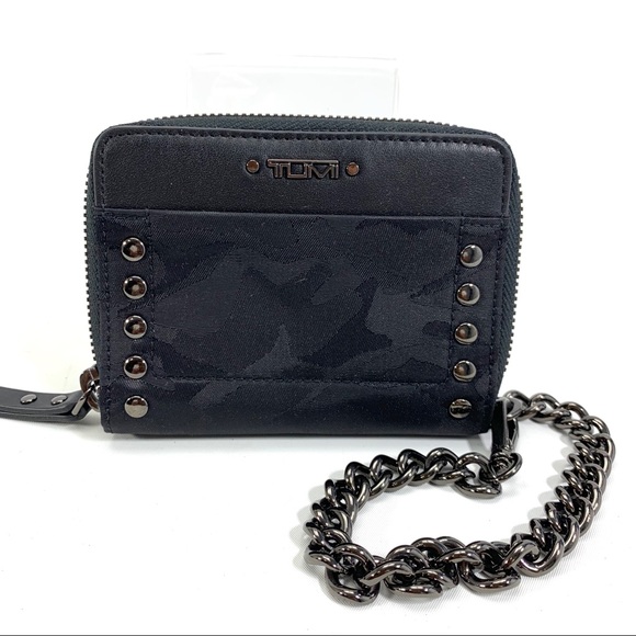 tumi wallet camo